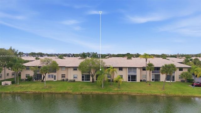 5501 Lakeside Drive 204, Margate, FL 33063