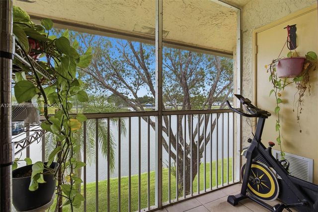 5501 Lakeside Drive 204, Margate, FL 33063