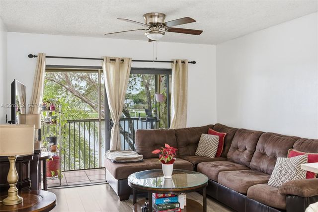 5501 Lakeside Drive 204, Margate, FL 33063