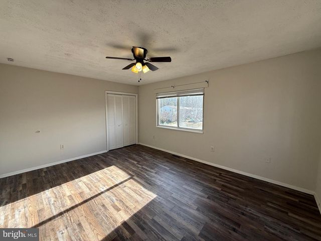 733 BELLOWS AVE, Fredericksburg, VA 22405