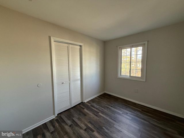 733 BELLOWS AVE, Fredericksburg, VA 22405