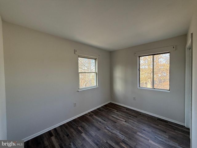 733 BELLOWS AVE, Fredericksburg, VA 22405