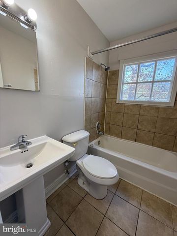 733 BELLOWS AVE, Fredericksburg, VA 22405