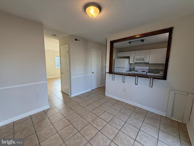 733 BELLOWS AVE, Fredericksburg, VA 22405