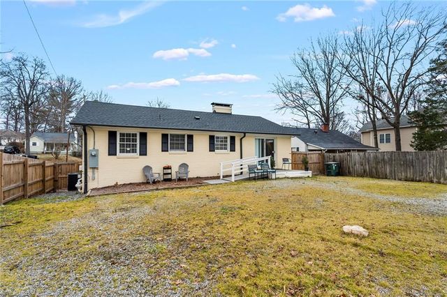 2750 Maplewood Avenue, Winston-salem, NC 27103