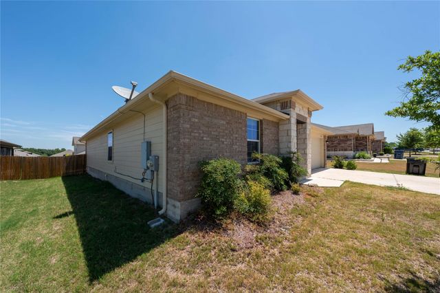 414 Pentire WAY, Hutto, TX 78634