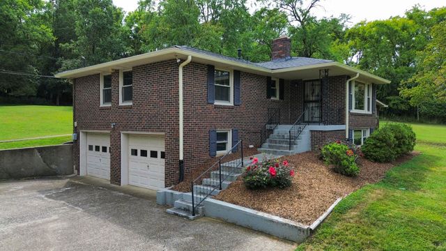 118 Bay Dr, Hendersonville, TN 37075