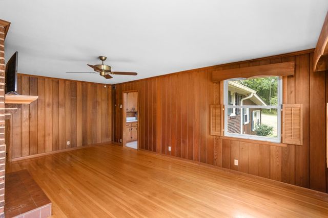 118 Bay Dr, Hendersonville, TN 37075