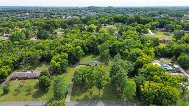 118 Bay Dr, Hendersonville, TN 37075