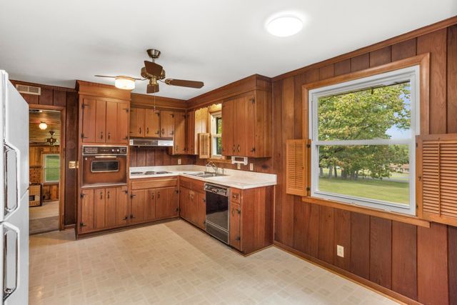 118 Bay Dr, Hendersonville, TN 37075