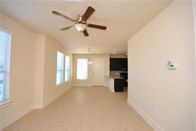 2222 Creekside LN C, Georgetown, TX 78626