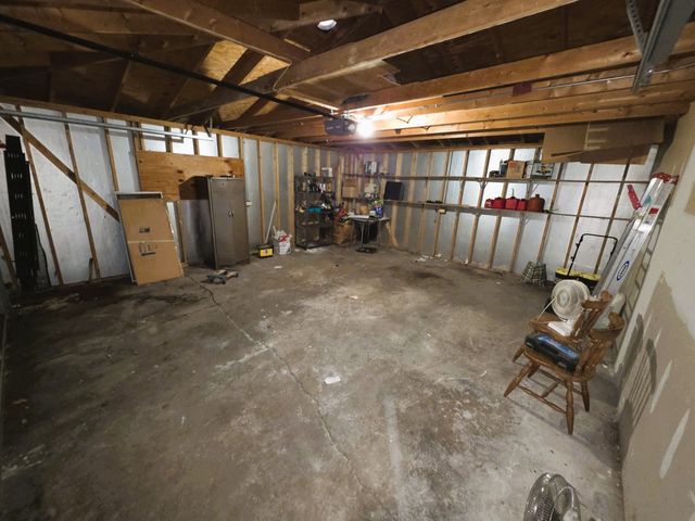 16131 Hermitage Avenue, Markham, IL 60428