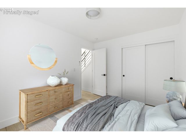 233 E Ave E, Lake Oswego, OR 97034