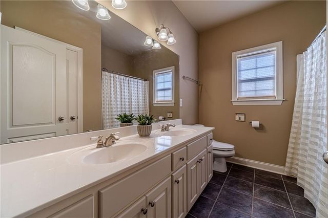 5730 Boulder Ridge Court, Flowery Branch, GA 30542