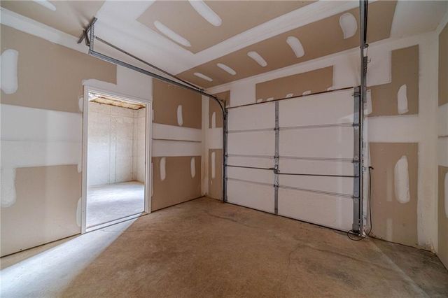 5730 Boulder Ridge Court, Flowery Branch, GA 30542