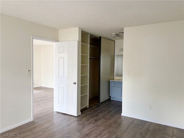 4813 Nara Vista Way 101, Las Vegas, NV 89103