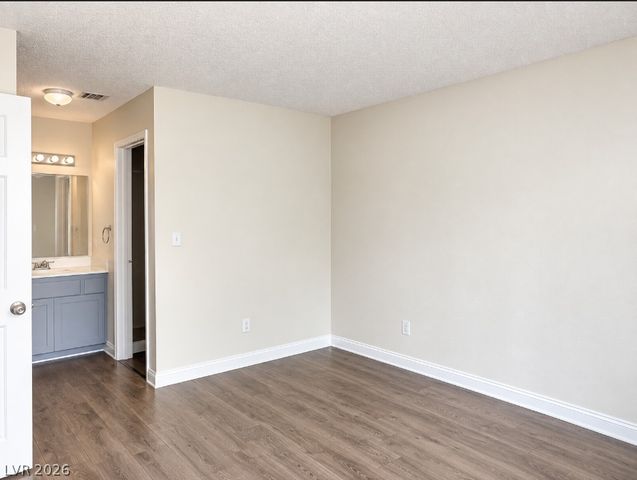 4813 Nara Vista Way 101, Las Vegas, NV 89103