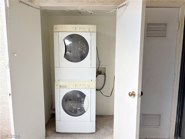 4813 Nara Vista Way 101, Las Vegas, NV 89103