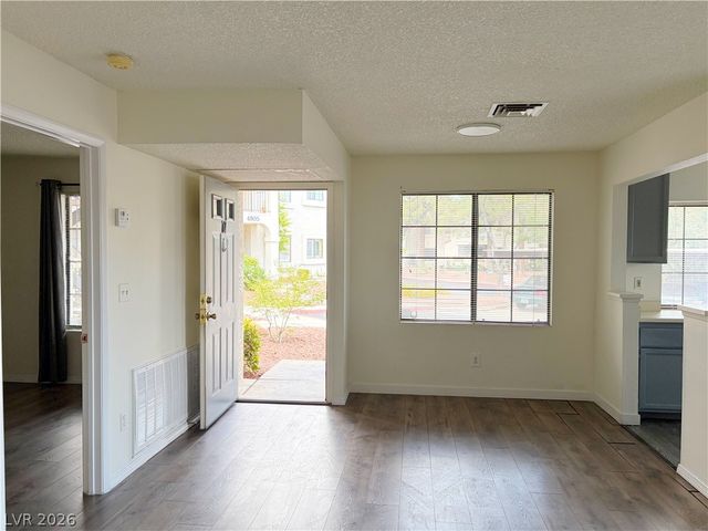 4813 Nara Vista Way 101, Las Vegas, NV 89103