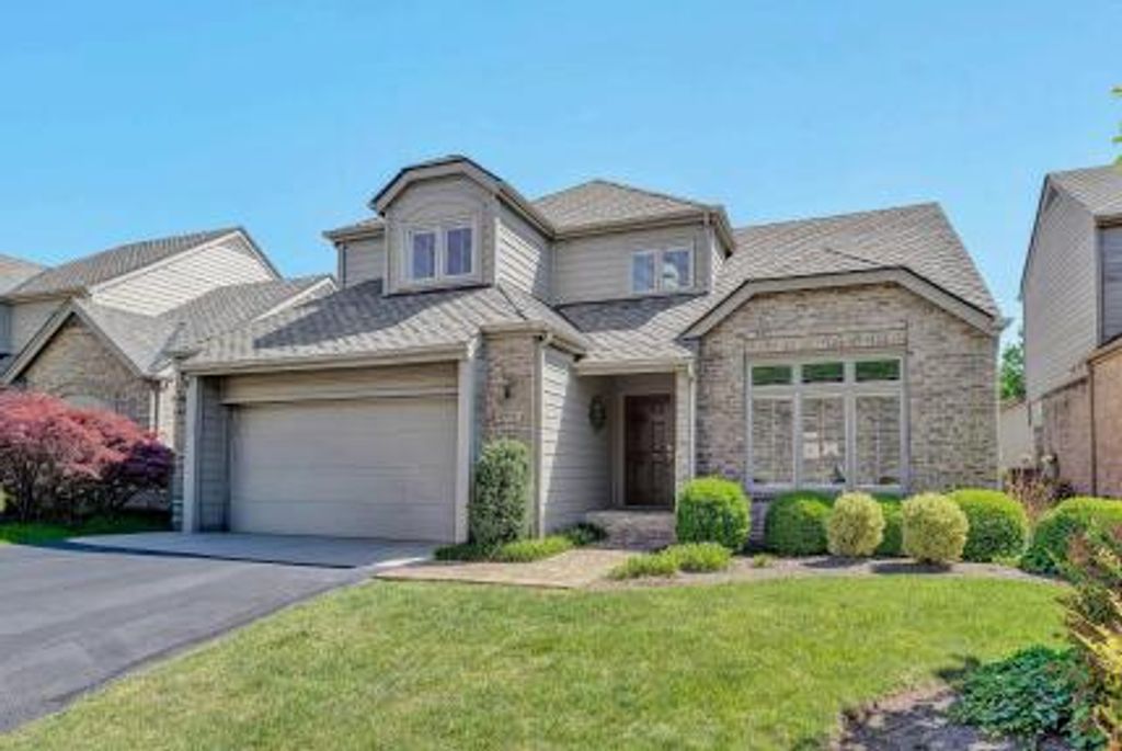 4992 Hunting Hills CIR, Roanoke, VA 24018