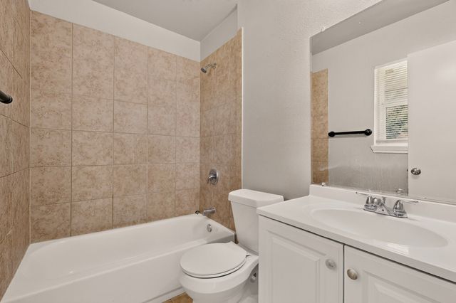 303 Westwood Drive, Euless, TX 76039