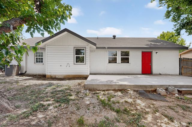 303 Westwood Drive, Euless, TX 76039
