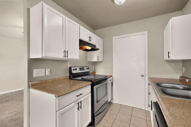 303 Westwood Drive, Euless, TX 76039