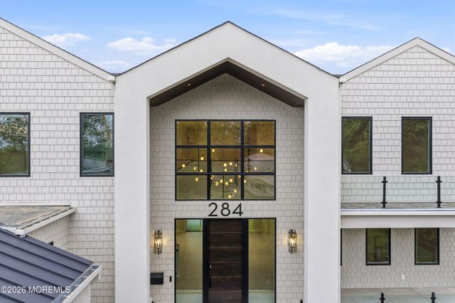 284 Norgrove Place, Long Branch, NJ 07740