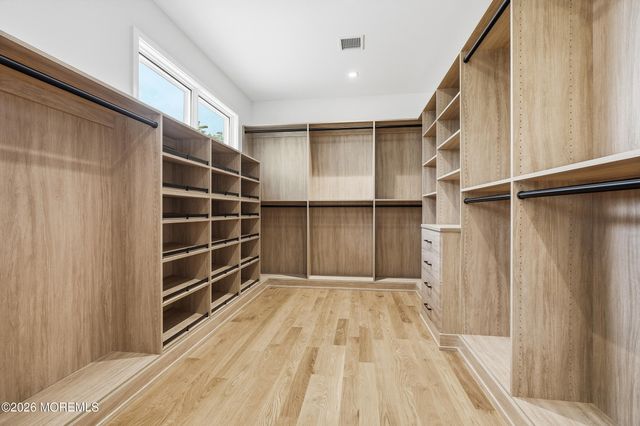 284 Norgrove Place, Long Branch, NJ 07740