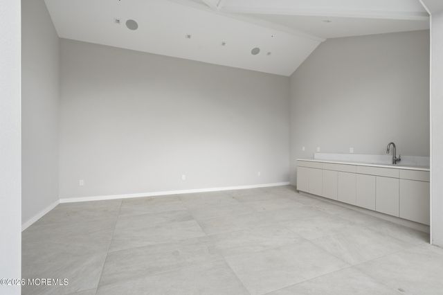 284 Norgrove Place, Long Branch, NJ 07740