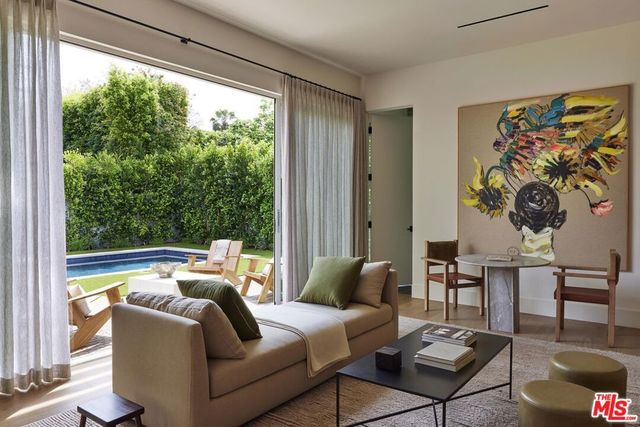 12128 Hesby Street, Valley Village, CA 91607