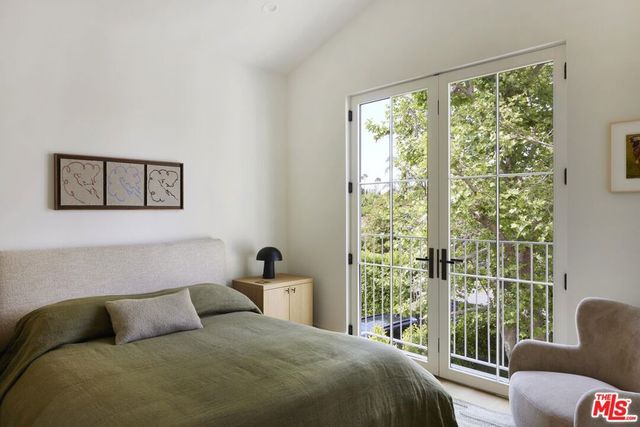 12128 Hesby Street, Valley Village, CA 91607