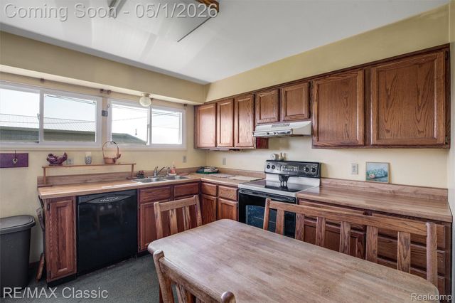 11024 Dennison Road, Milan Township, MI 48160