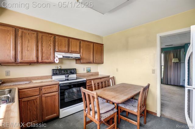 11024 Dennison Road, Milan Township, MI 48160