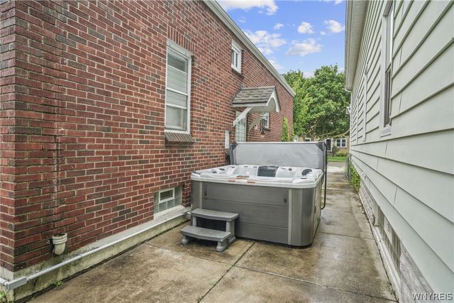 106 Pierce Street, Buffalo, NY 14206