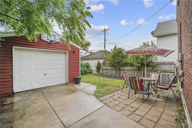 106 Pierce Street, Buffalo, NY 14206
