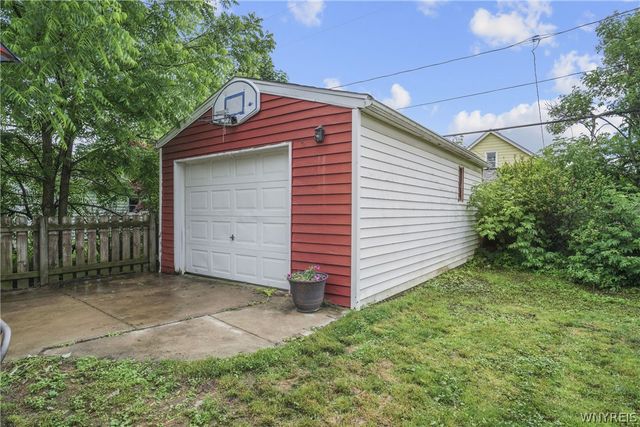 106 Pierce Street, Buffalo, NY 14206