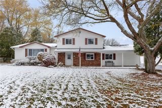 27 Marr Drive, Henrietta, NY 14534