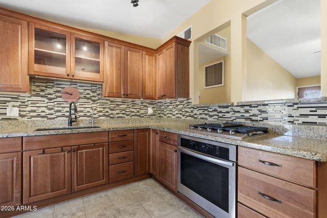 2021 E HOWE Avenue, Tempe, AZ 85281