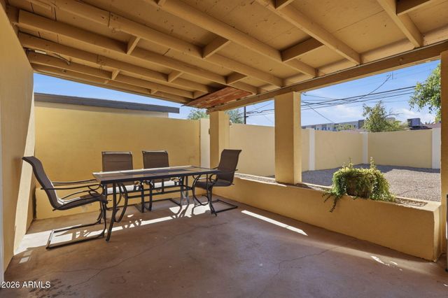 2021 E HOWE Avenue, Tempe, AZ 85281