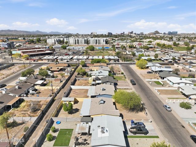 2021 E HOWE Avenue, Tempe, AZ 85281