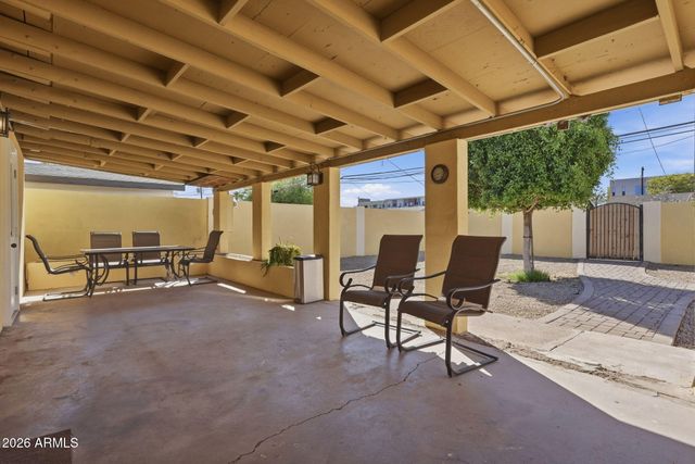 2021 E HOWE Avenue, Tempe, AZ 85281