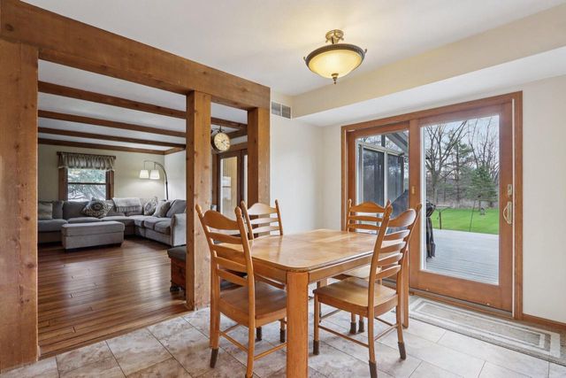 N61W29595 Woodfield ROAD, Hartland, WI 53029