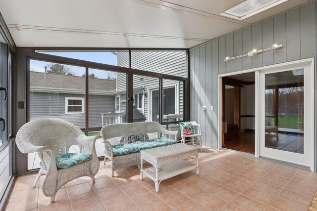 N61W29595 Woodfield ROAD, Hartland, WI 53029