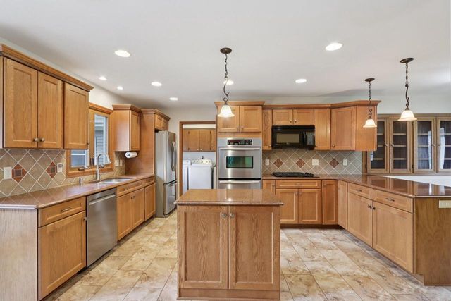 N61W29595 Woodfield ROAD, Hartland, WI 53029