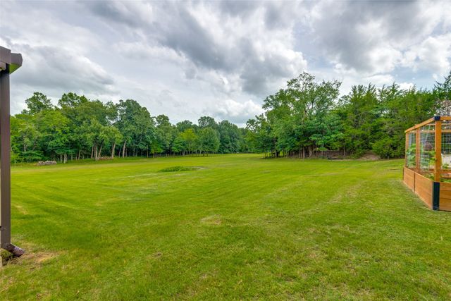 9011 Texas Trail, Terrell, TX 75160