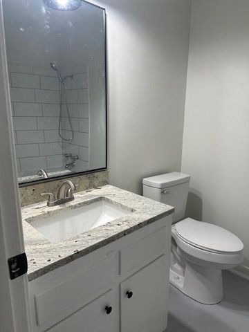 5412 Scanlan E Way, Satsuma, AL 36572