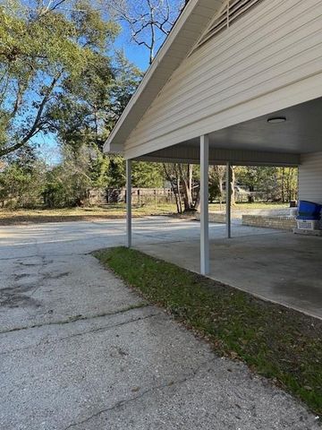 5412 Scanlan E Way, Satsuma, AL 36572