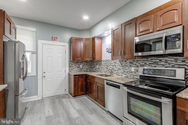 5839 CHRISTIAN ST, Philadelphia, PA 19143