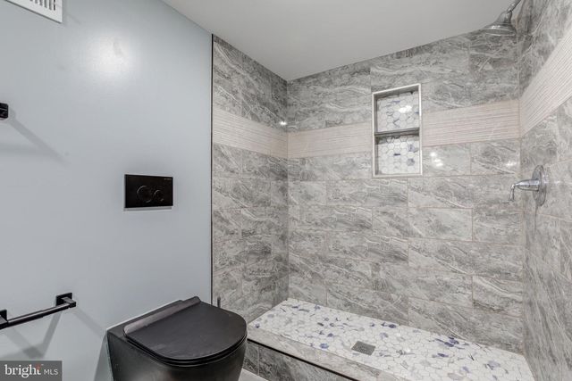 5839 CHRISTIAN ST, Philadelphia, PA 19143